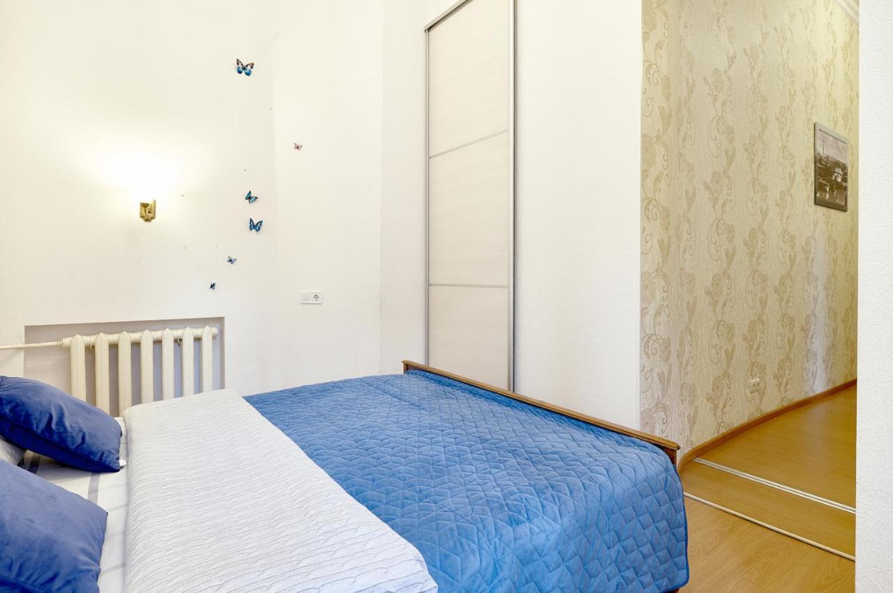 S12-58 MODERN APARTHOTEL WITH TWO 2BEDROOMS IN CENTRAL KIEV - BESSARABSKA SQUERE - GULLIVER MALL - OLYMPIC STADIUM - PALACE OF SPORTS - Saksahanskoho St, 12Б Экстерьер фото