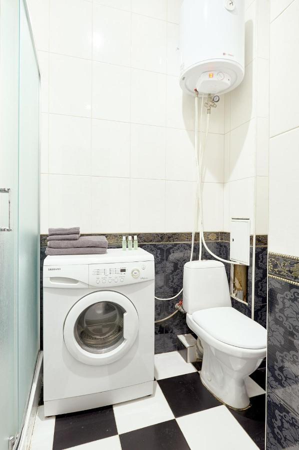 S12-58 MODERN APARTHOTEL WITH TWO 2BEDROOMS IN CENTRAL KIEV - BESSARABSKA SQUERE - GULLIVER MALL - OLYMPIC STADIUM - PALACE OF SPORTS - Saksahanskoho St, 12Б Экстерьер фото